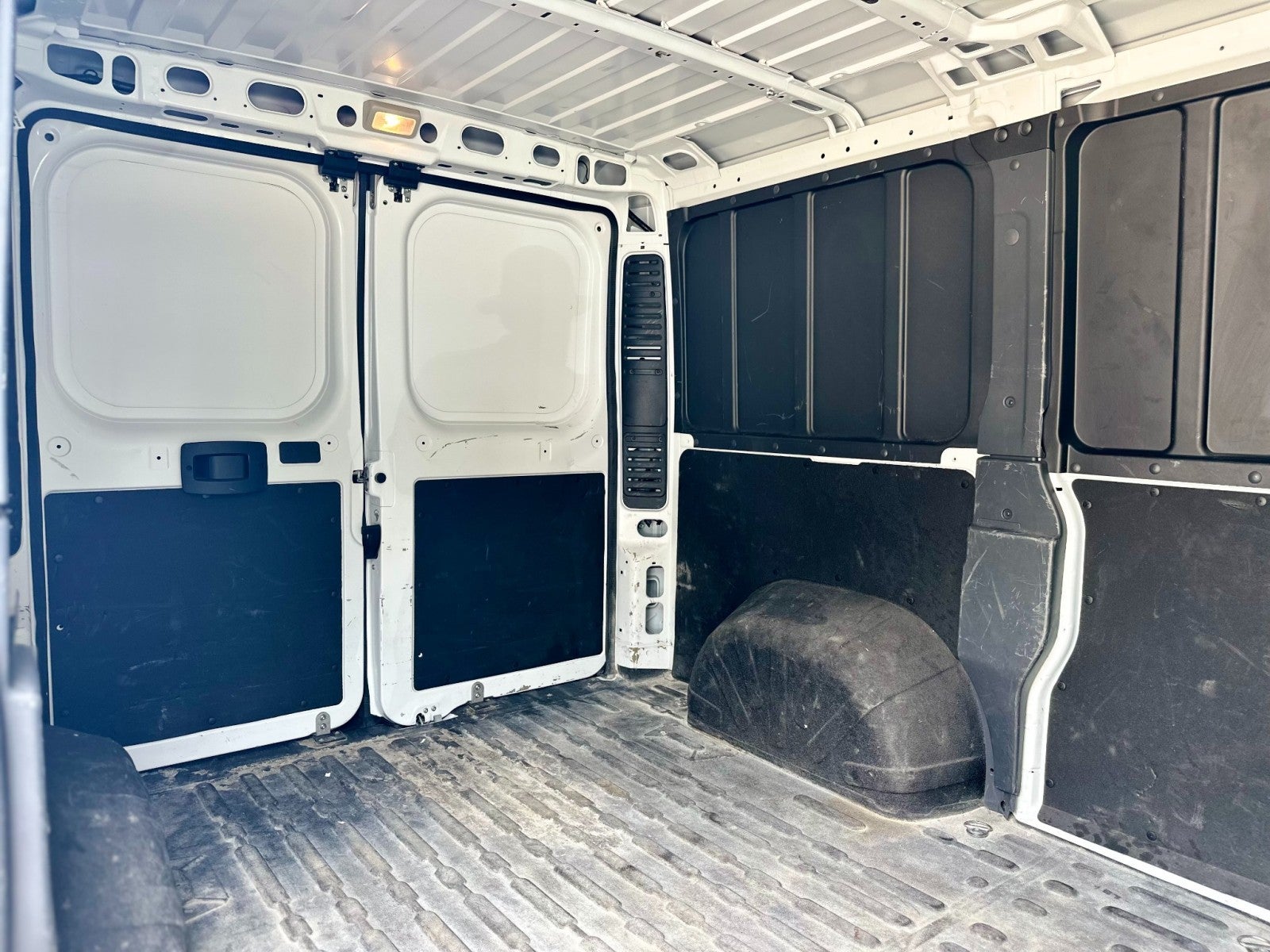 2024 RAM ProMaster Cargo Van Tradesman